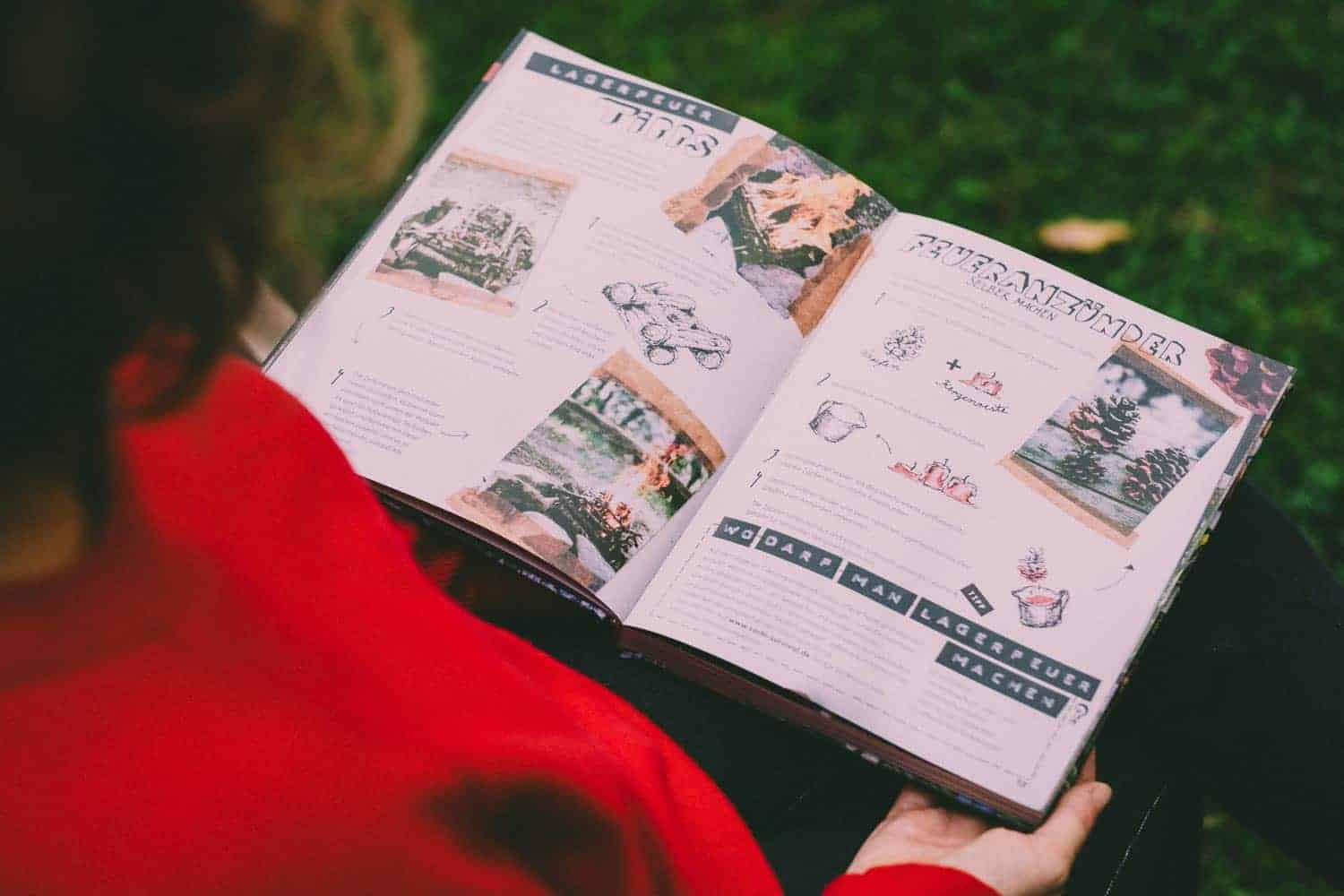 Feuer Fest, ein wunderbares Buch für Lagerfeuerromatiker und Outdoor-Köch*innen. Mit vielen Anregungen und getesteten Rezepten. Sehr liebevoll gestaltet.