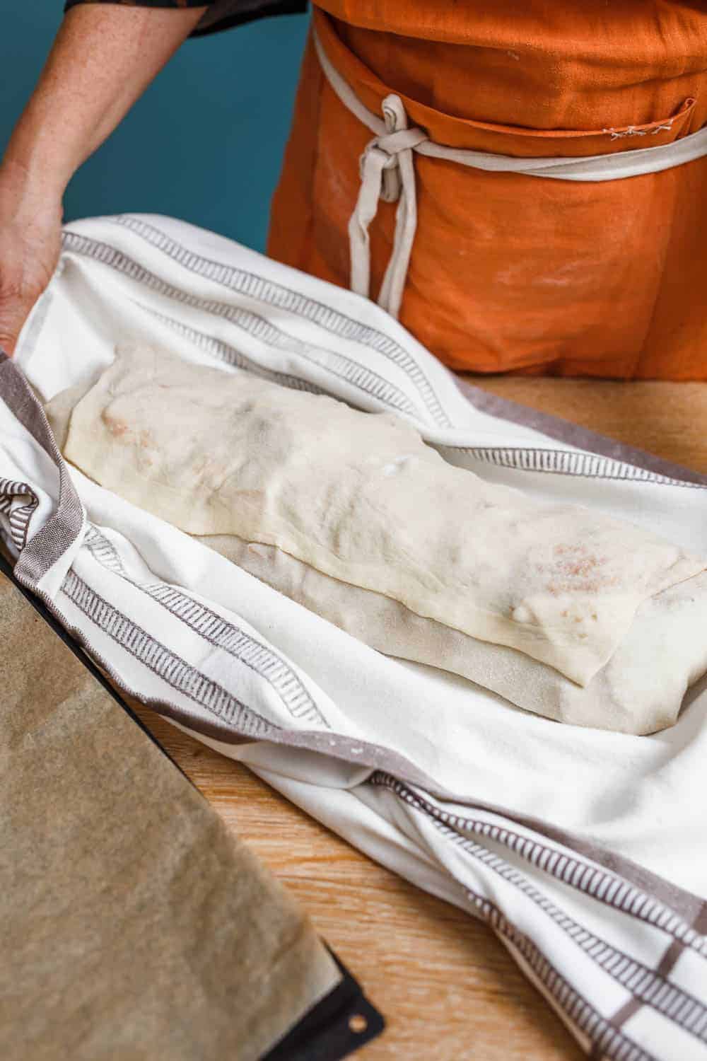 selbst gebackener Apfelstrudel